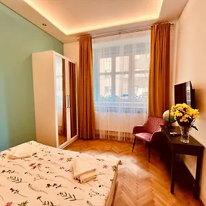  Apartmán Moderni Na Hluboke V Praze - Idealni Pro 4